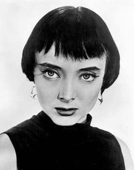 Carolyn Jones