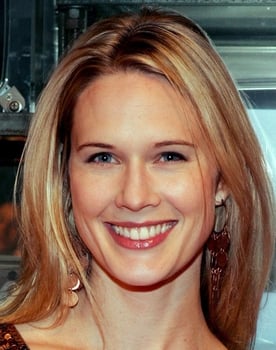 Stephanie March