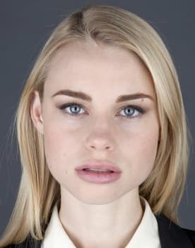 Lucy Fry