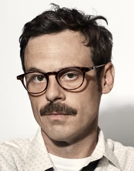 Scoot McNairy