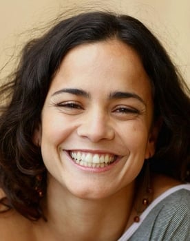 Alice Braga