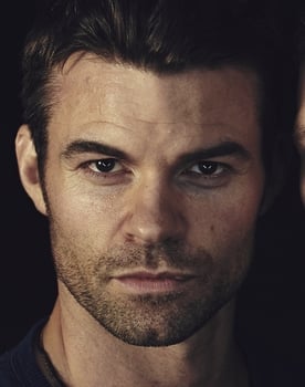 Daniel Gillies