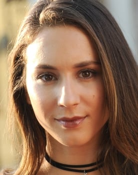 Troian Bellisario