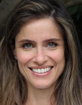 Amanda Peet