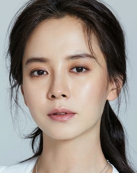 Song Ji-hyo