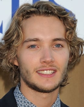 Toby Regbo