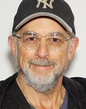 Richard Schiff