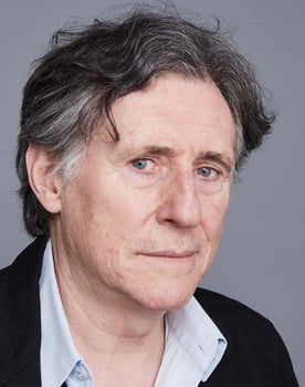 Gabriel Byrne