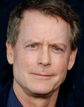 Greg Kinnear