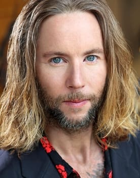 Greg Cipes